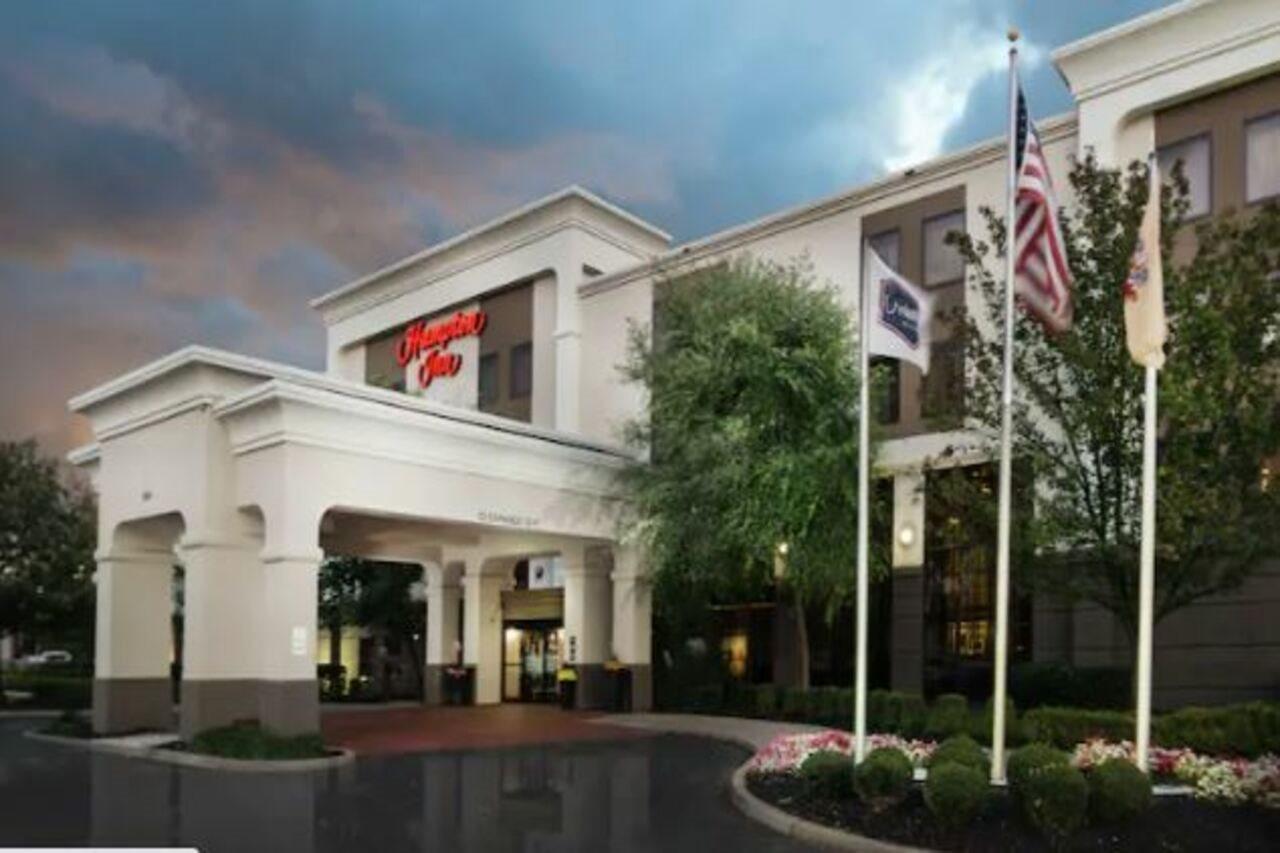 Hampton Inn Linden Buitenkant foto