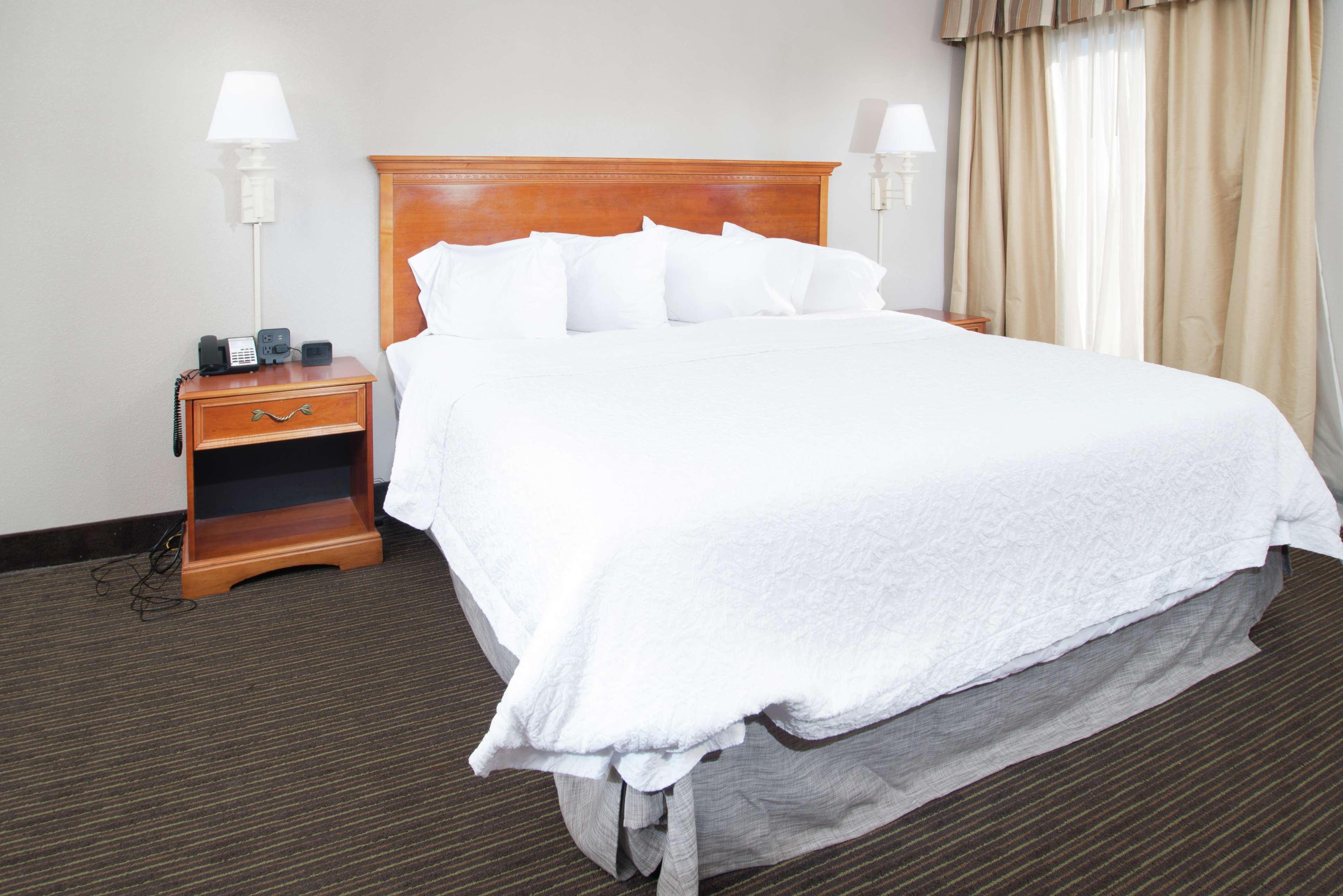 Hampton Inn Linden Buitenkant foto
