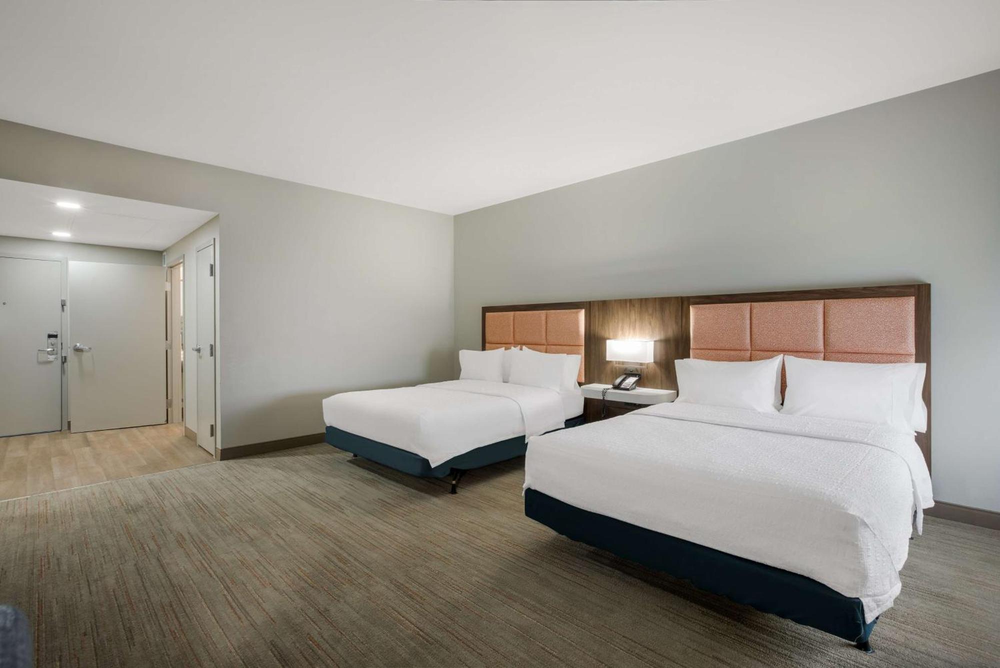 Hampton Inn Linden Buitenkant foto